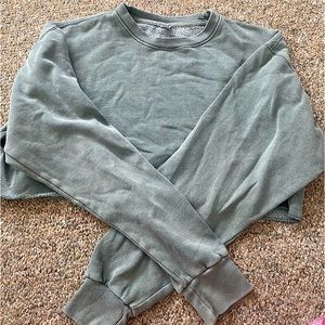 Cropped crewneck from h&m